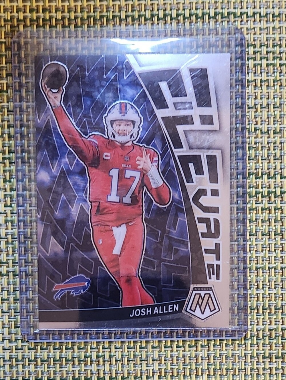 Josh Allen Panini Mosaic Elevate Football Card